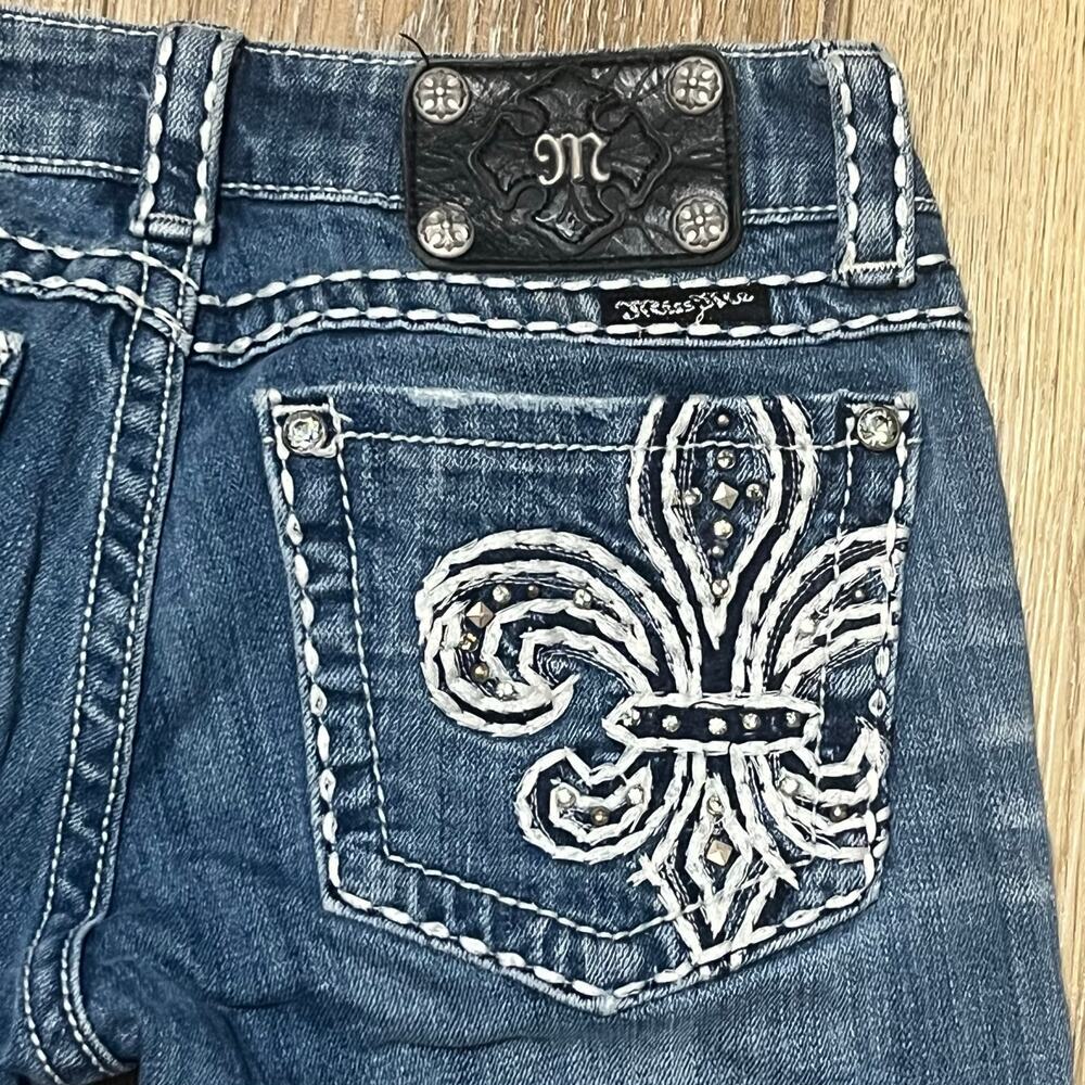Miss Me Skinny Jeans Fleur De Lis Rhinestone Y2K Women 27x31 Bling Cowgirl Biker - Picture 5 of 9